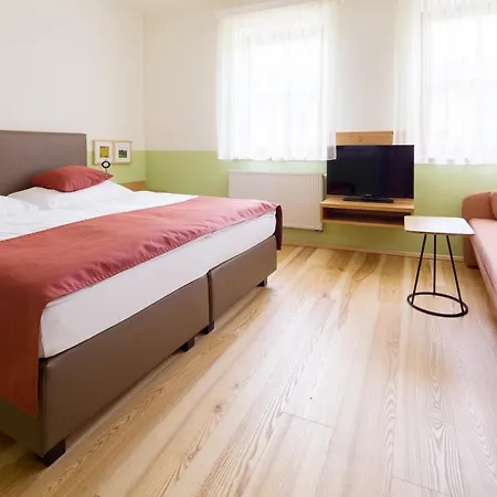 Weingut & Gaestezimmer Edelmann 3* Göttlesbrunn