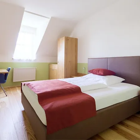 Nocleg ze śniadaniem Weingut & Gaestezimmer Edelmann 3*