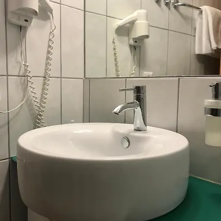 Nocleg ze śniadaniem Weingut & Gaestezimmer Edelmann 3*