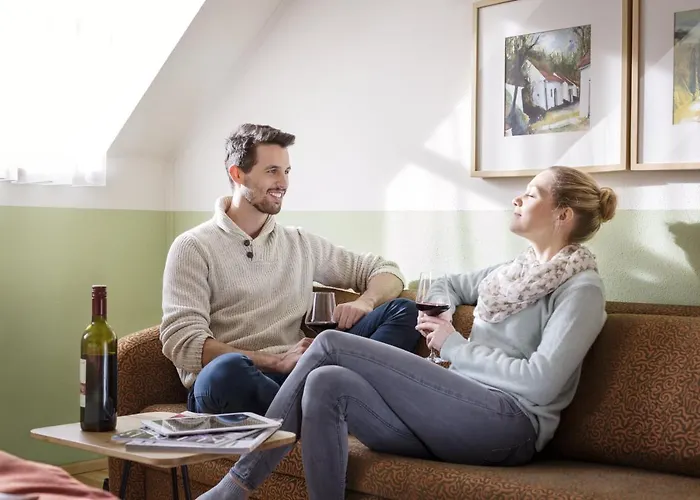 Weingut & Gaestezimmer Edelmann Отель типа 