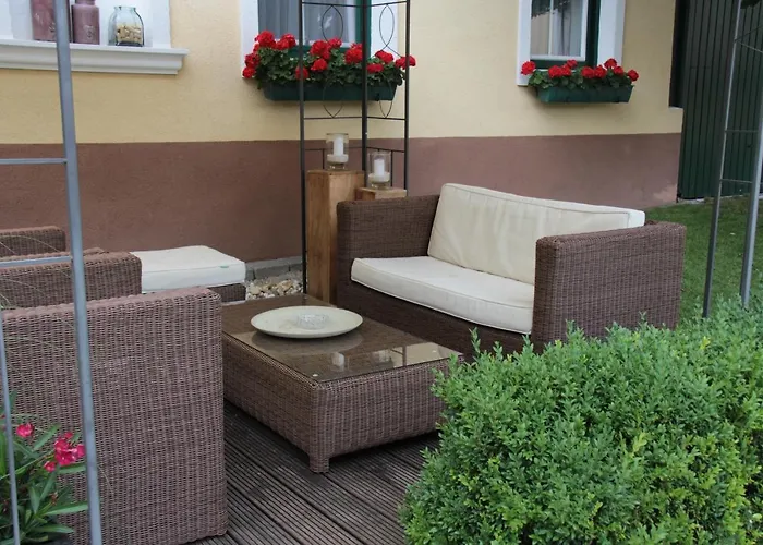 Weingut & Gaestezimmer Edelmann Отель типа 